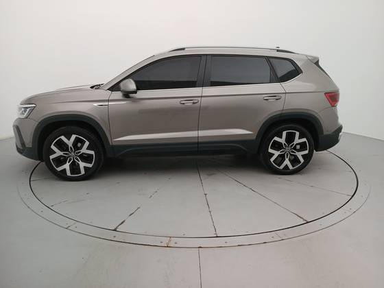 VOLKSWAGEN TAOS 1.4 250 TSI TOTAL FLEX HIGHLINE AUTOMÁTICO VOLKSWAGEN TAOS 1.4 250 TSI TOTAL FLEX HIGHLINE AUTOMÁTICO